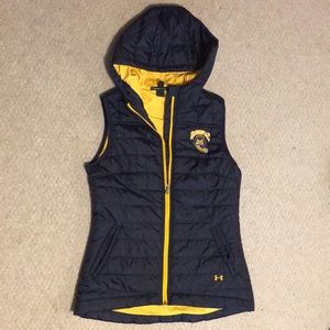 Under Armor Quinnipiac University vest